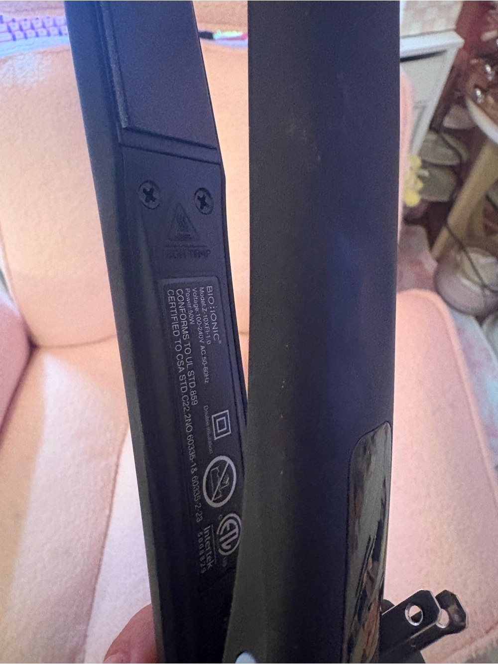 Bio Ionic 10X Pro 1” Styling Flat Iron Black Vibrating Plates - Picture 5 of 8